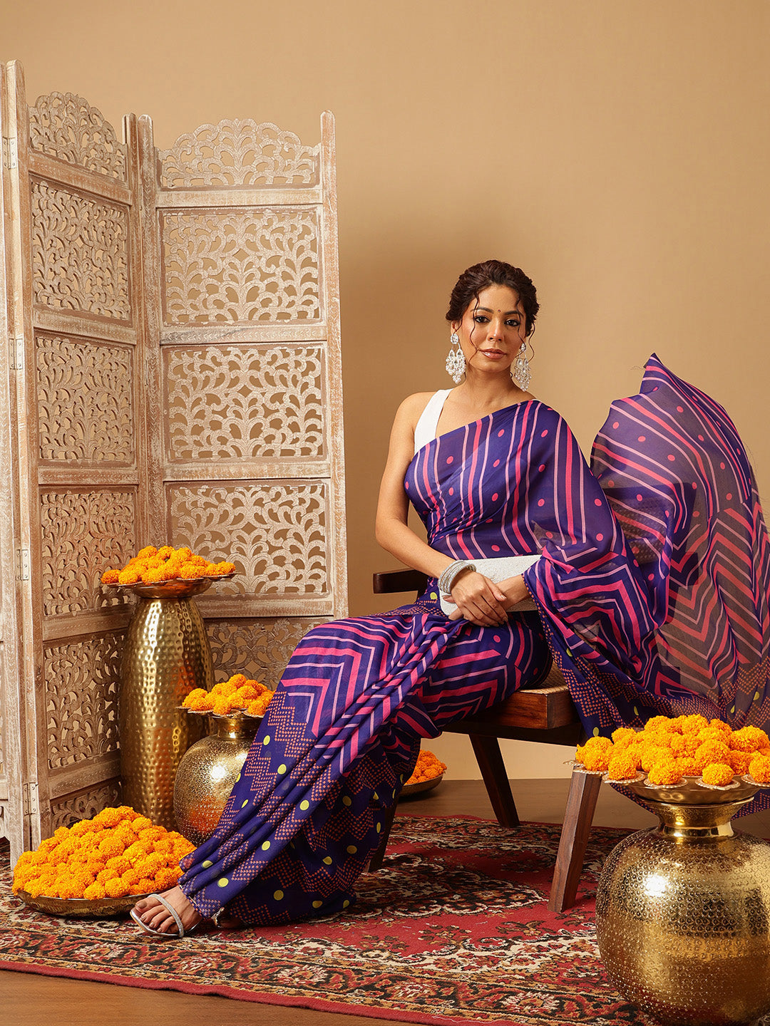 Hiral Fashion Navy Blue Bollywood Mul Cotton Abstract Digital Printed Saree