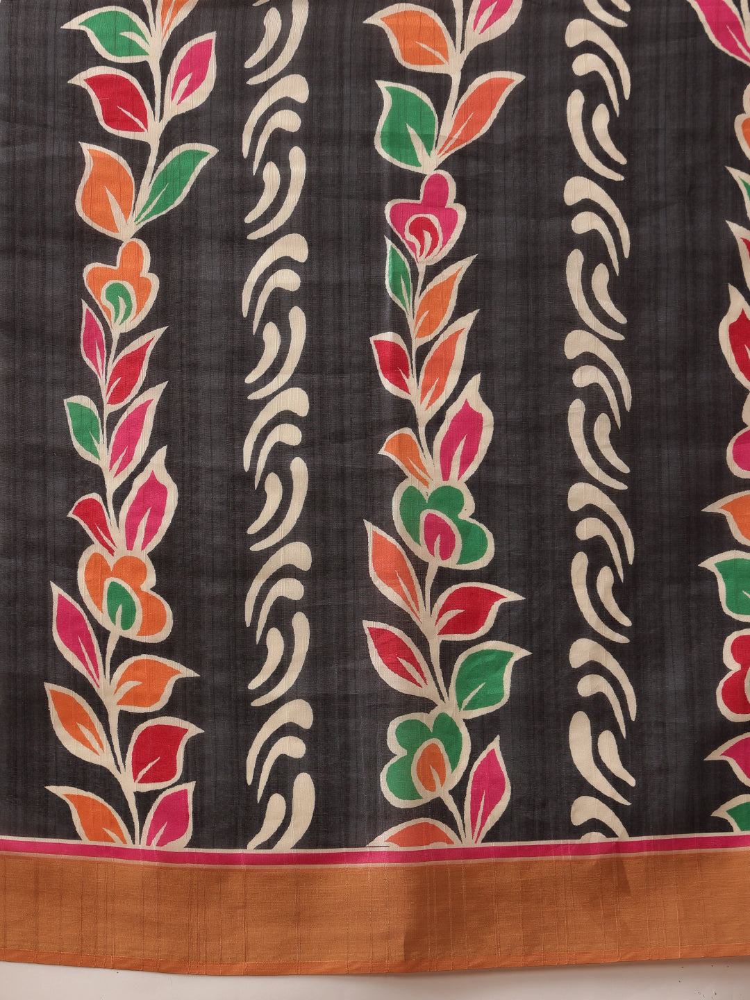 Hiral Fashion Black Banarasi Silk Blend Floral Digital Printed Saree