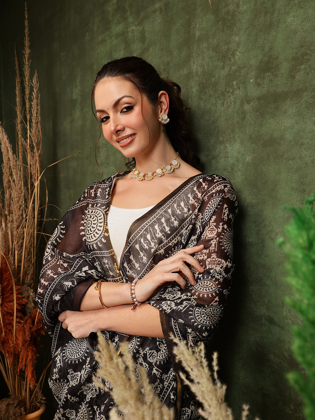 Hiral Fashion Black Chanderi Cotton Blend Abstract Digital Printed Saree