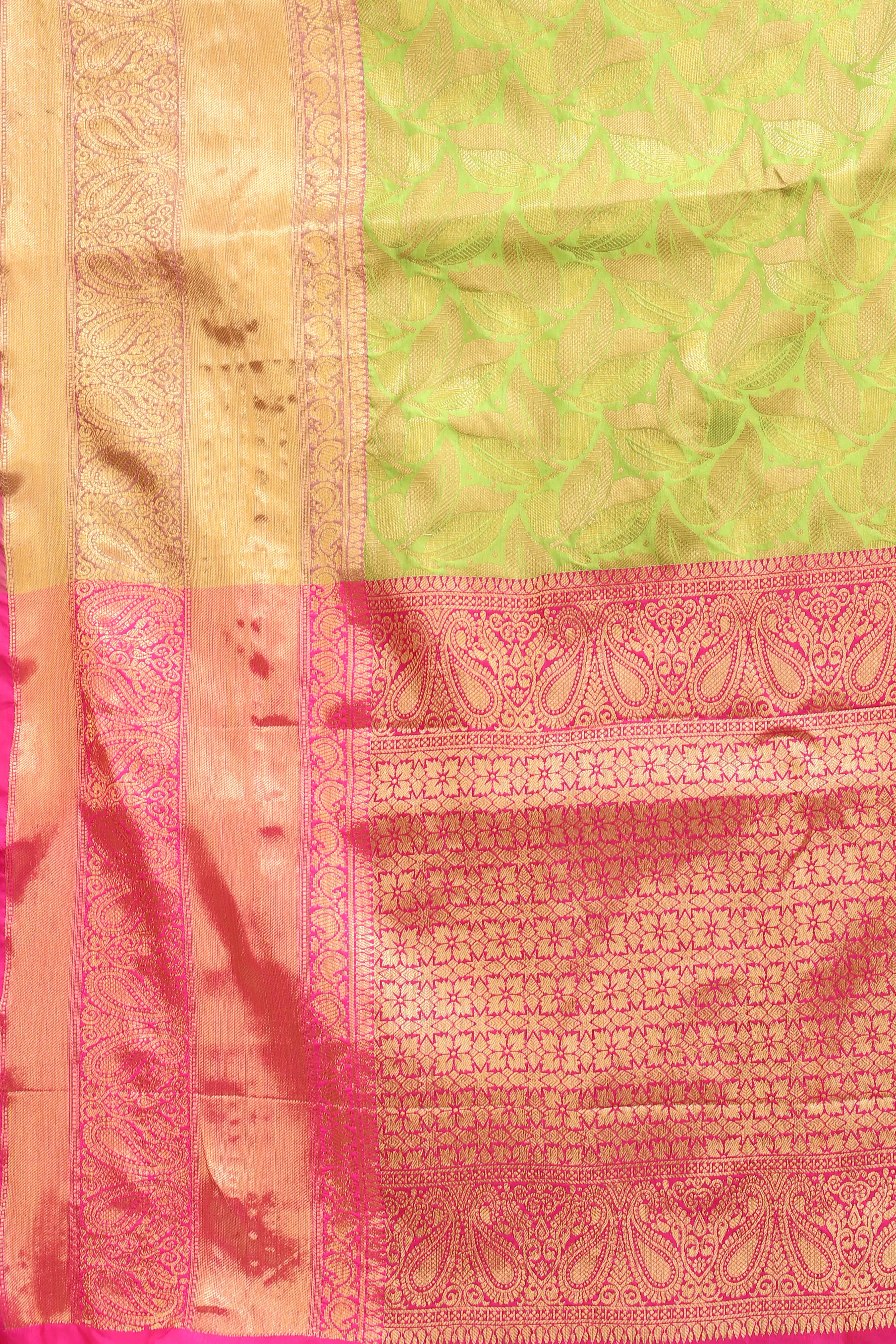 Hiral Fashion Green Banarasi Art Silk Floral Woven Design Saree