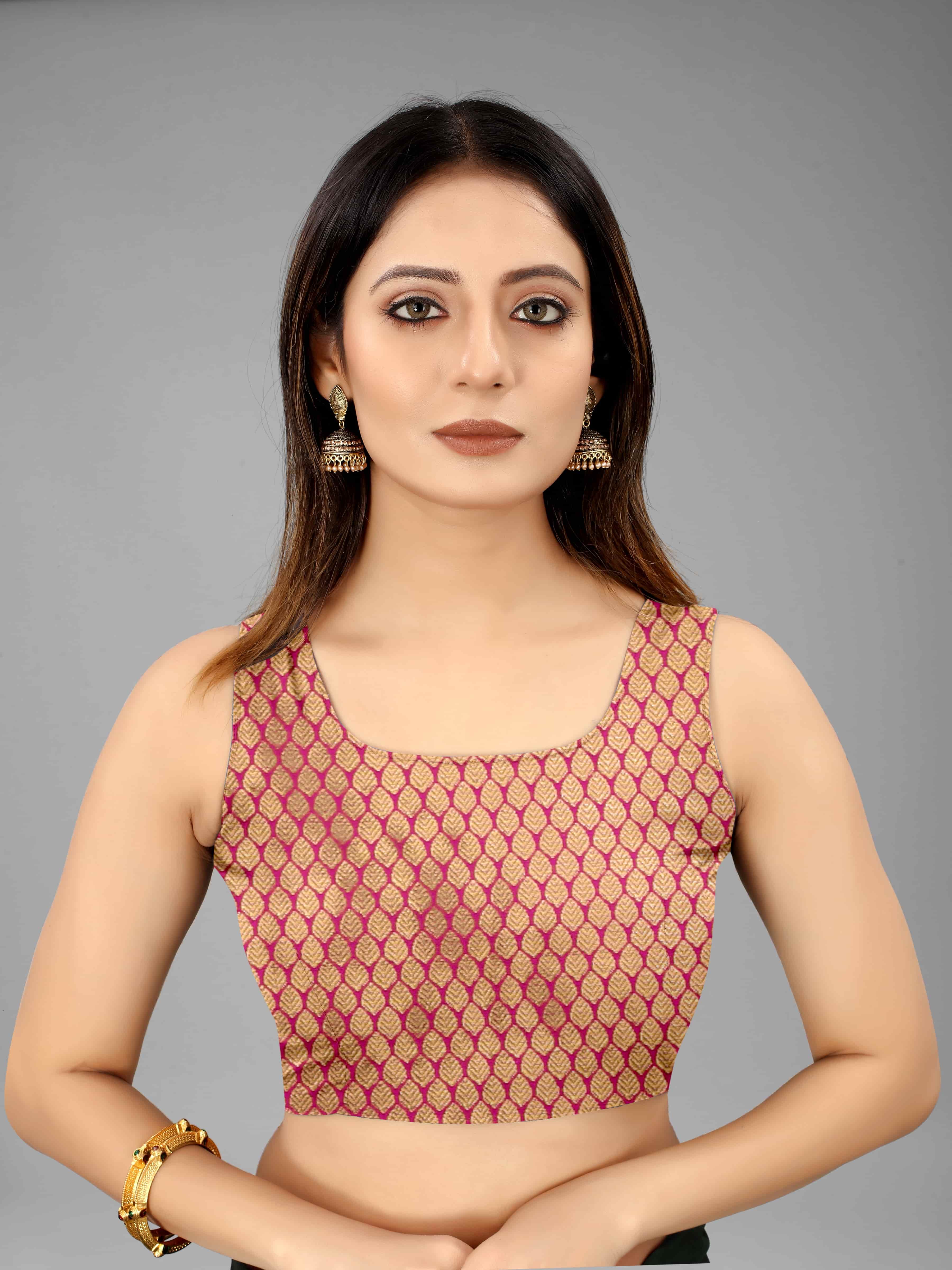 Hiral Fashion Grey Banarasi Art Silk Floral Woven Design Saree