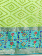 Green Silk Blend Woven Zari Design Geomatric Saree with Unstitched Blouse - Hiral Fashion
