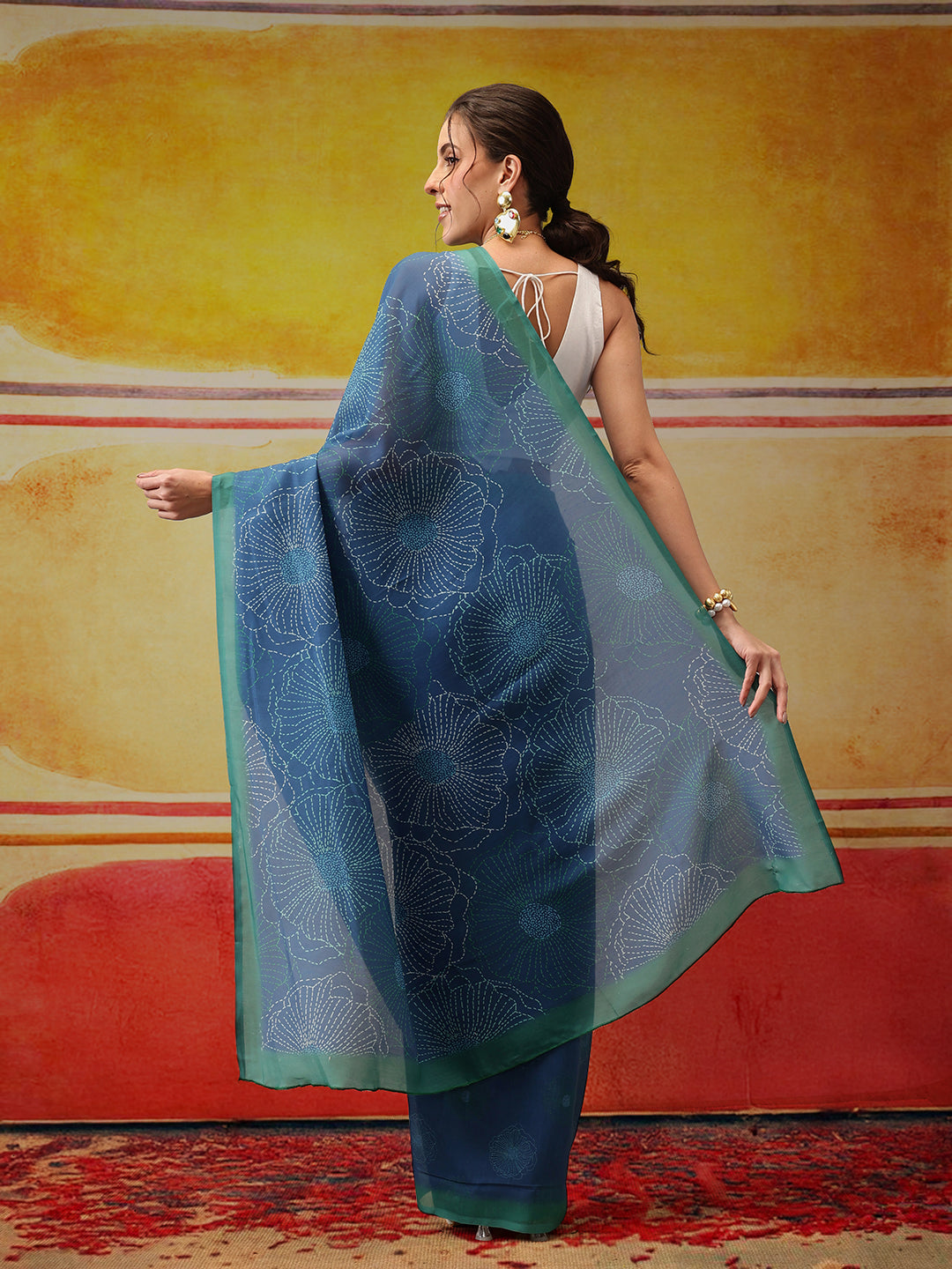 Hiral Fashion Teal Bollywood Mul Cotton Floral Digital Printed Saree