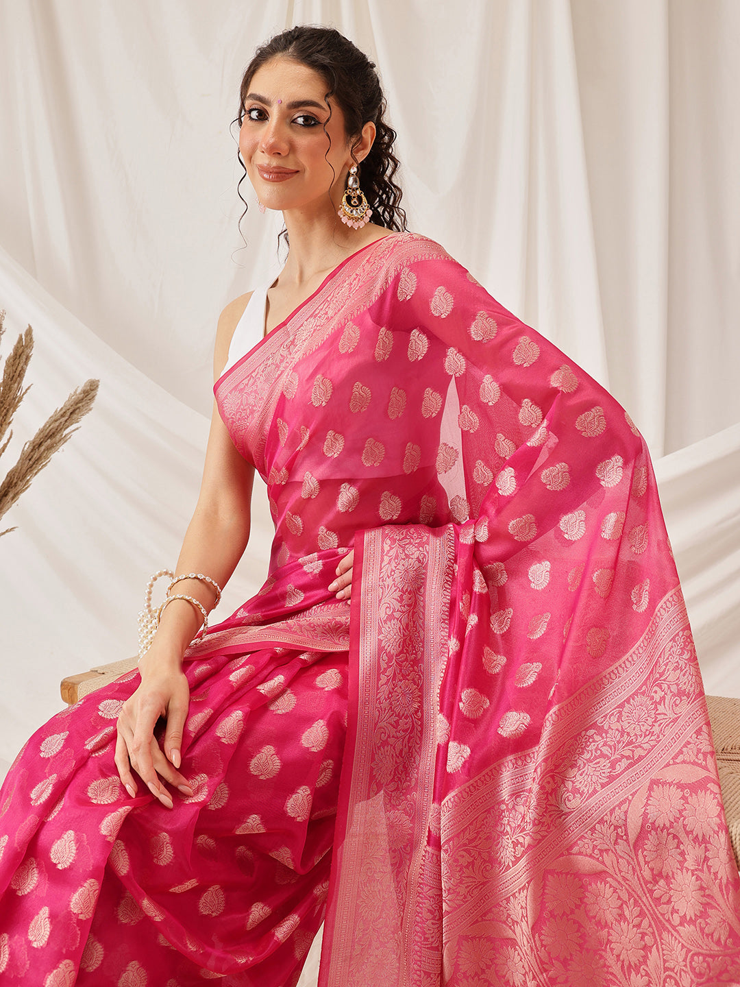 Hiral Fashion Pink Banarasi Organza Silk Floral Woven Design Saree