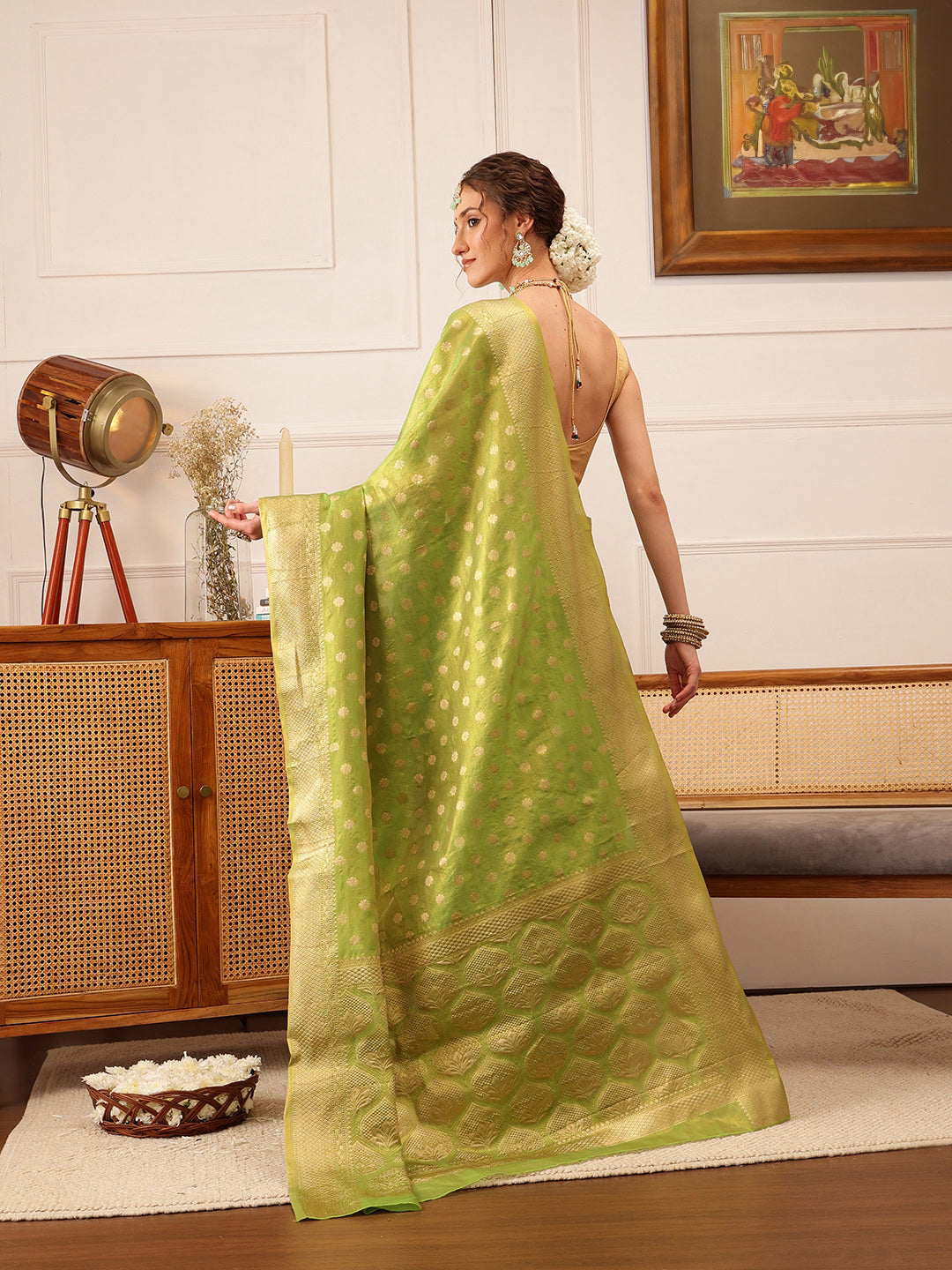 Hiral Fashion Green Kanjivaram Tissue Silk Floral Zari Woven Saree