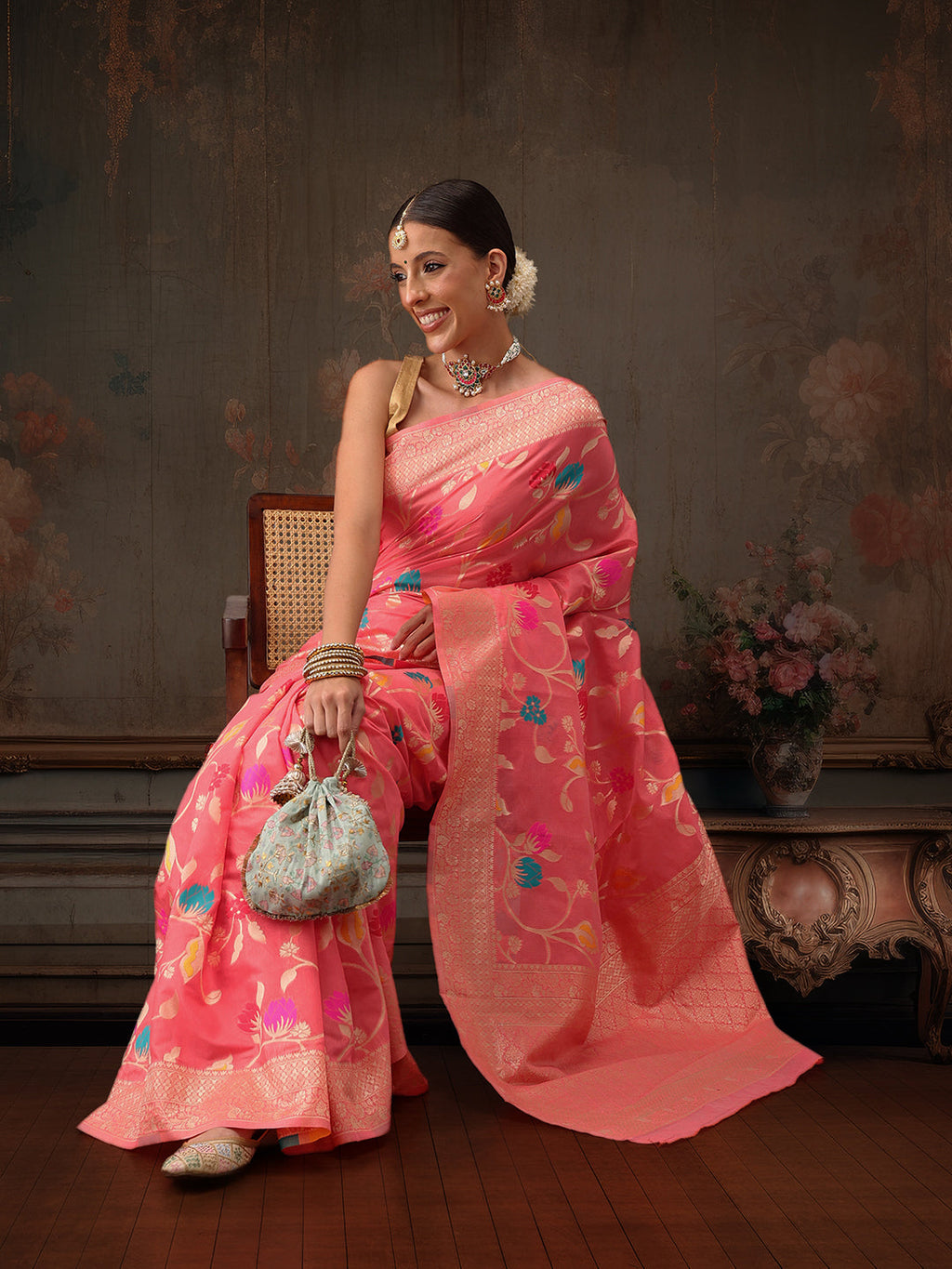 Hiral Fashion Pink Jamdani Cotton Floral Woven Thread Saree