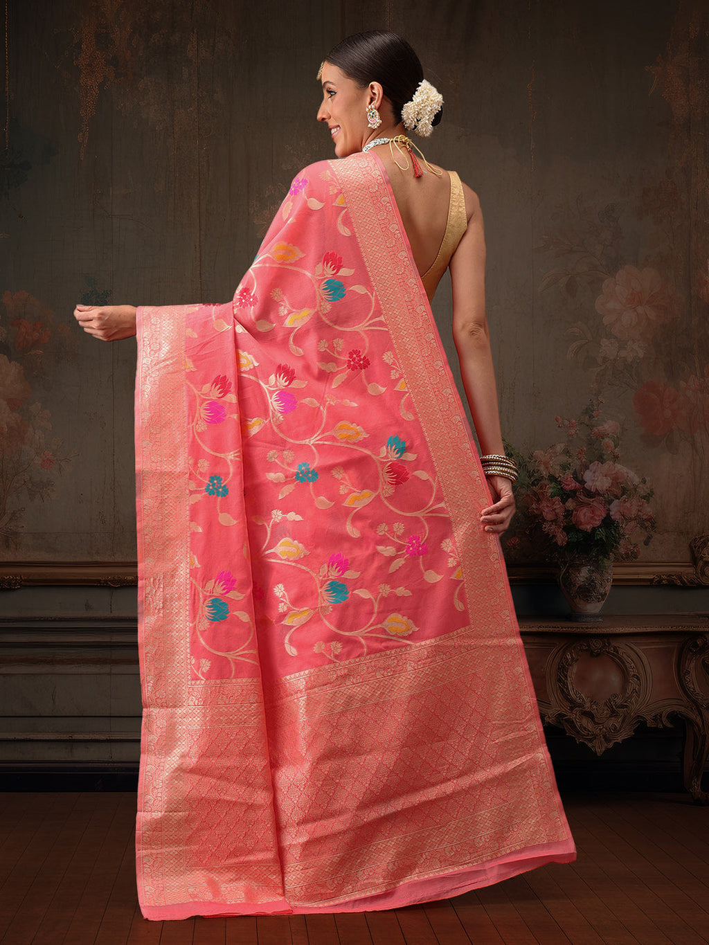 Hiral Fashion Pink Jamdani Cotton Floral Woven Thread Saree