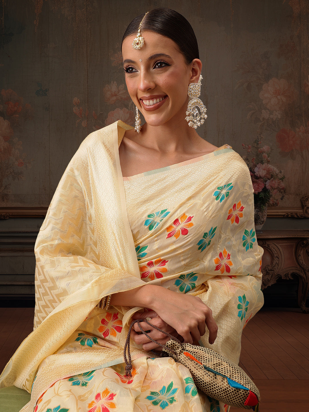 Hiral Fashion Beige Jamdani Cotton Floral Woven Thread Saree