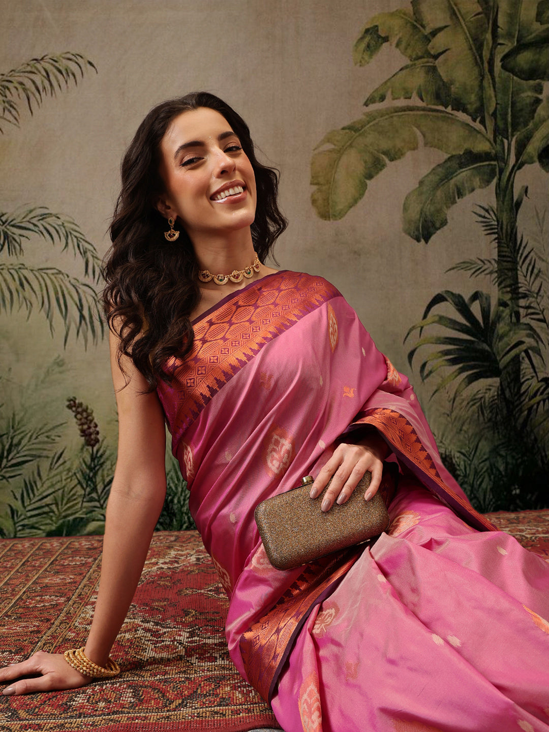 Hiral Fashion Pink Banarasi Silk Floral Woven Design Saree