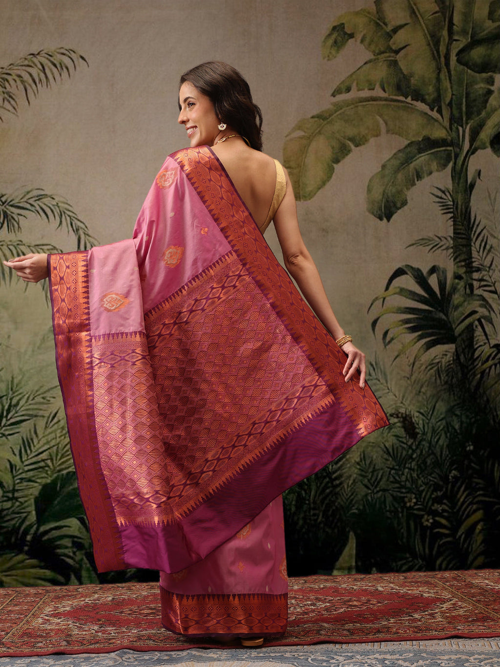 Hiral Fashion Pink Banarasi Silk Floral Woven Design Saree