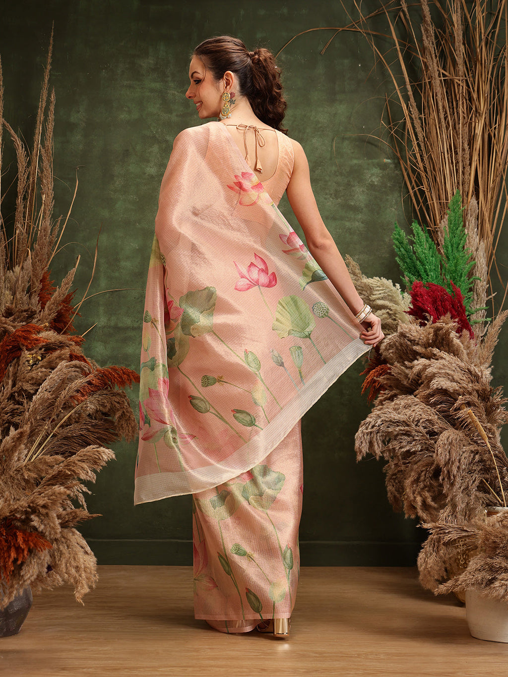 Hiral Fashion Peach Bollywood Cotton Tissue Floral Digital Printed Saree