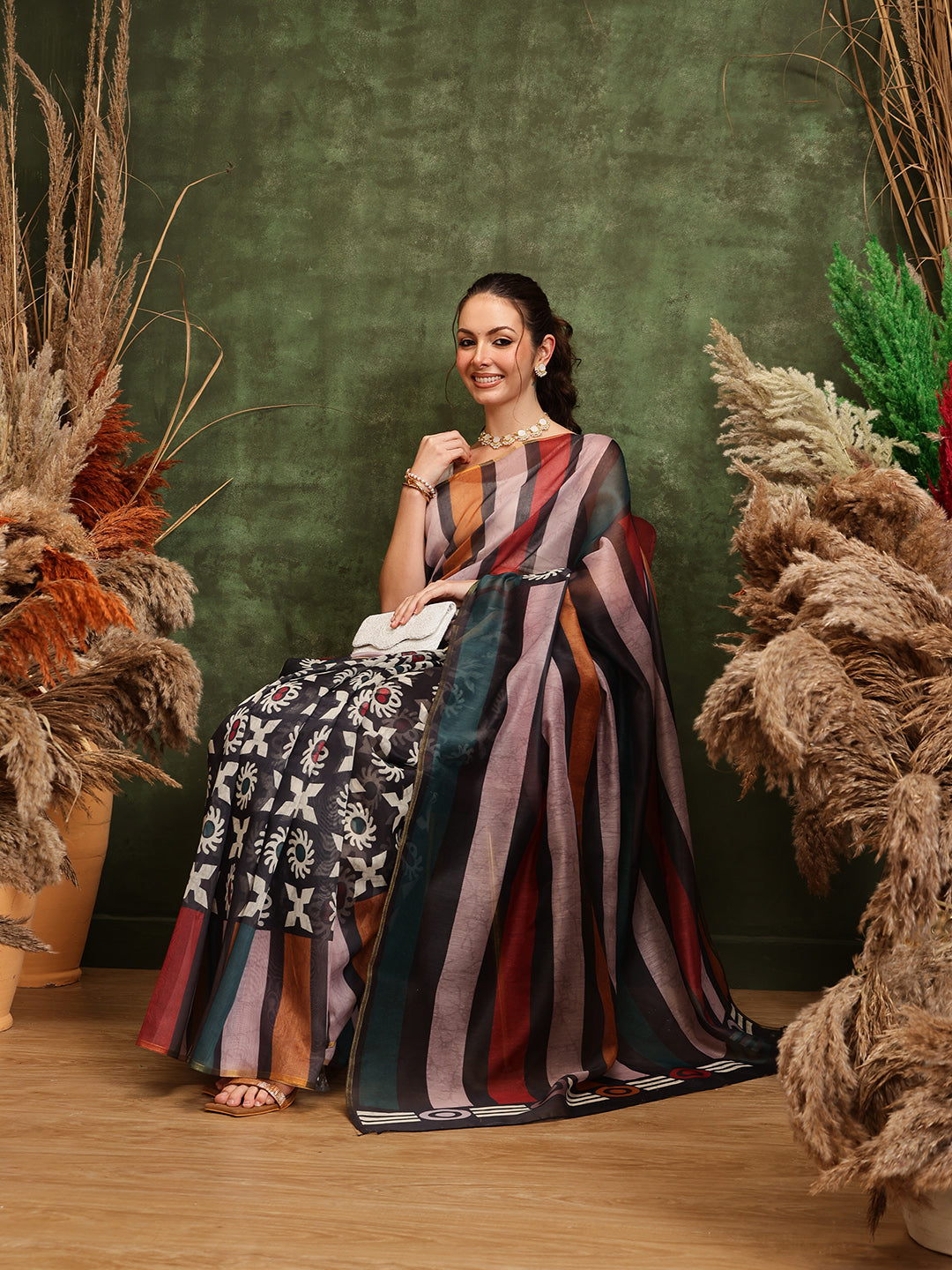 Hiral Fashion Black Cotton Silk Abstract Digital Printed Saree