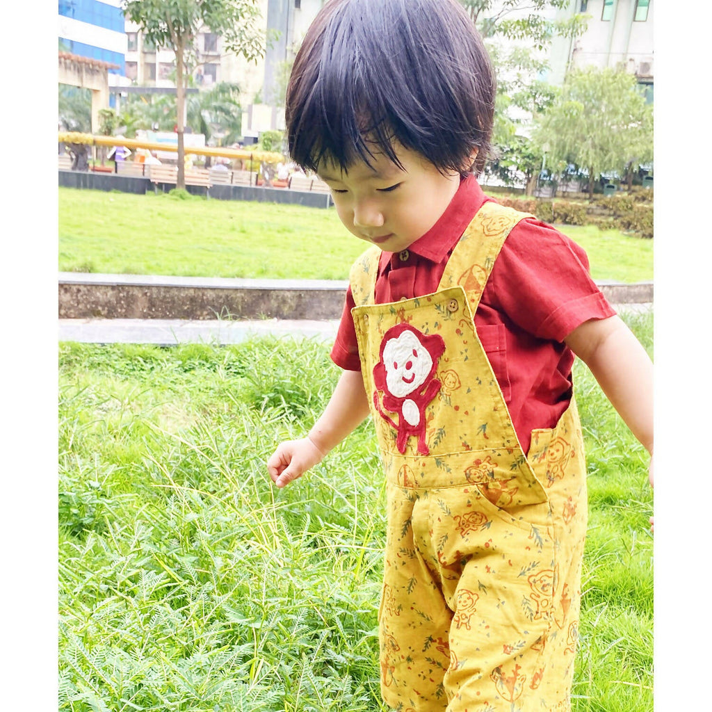 Mhyssa Yellow Dungaree With Round Neck Half Sleeves Maroon Shirt Set