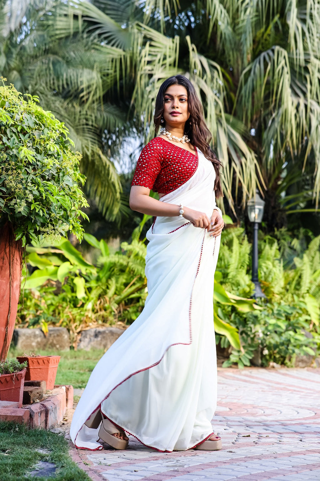Teeya Creation Off White Color Georgette Fabric ready To Wear Saree