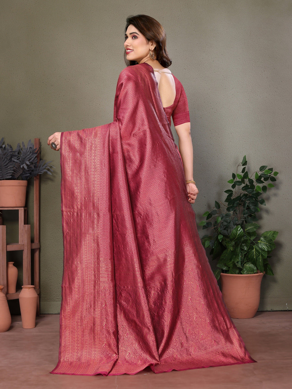 Vedant Vastram Litchi Silk Banarasi Silk Saree - Maroon - Distacart