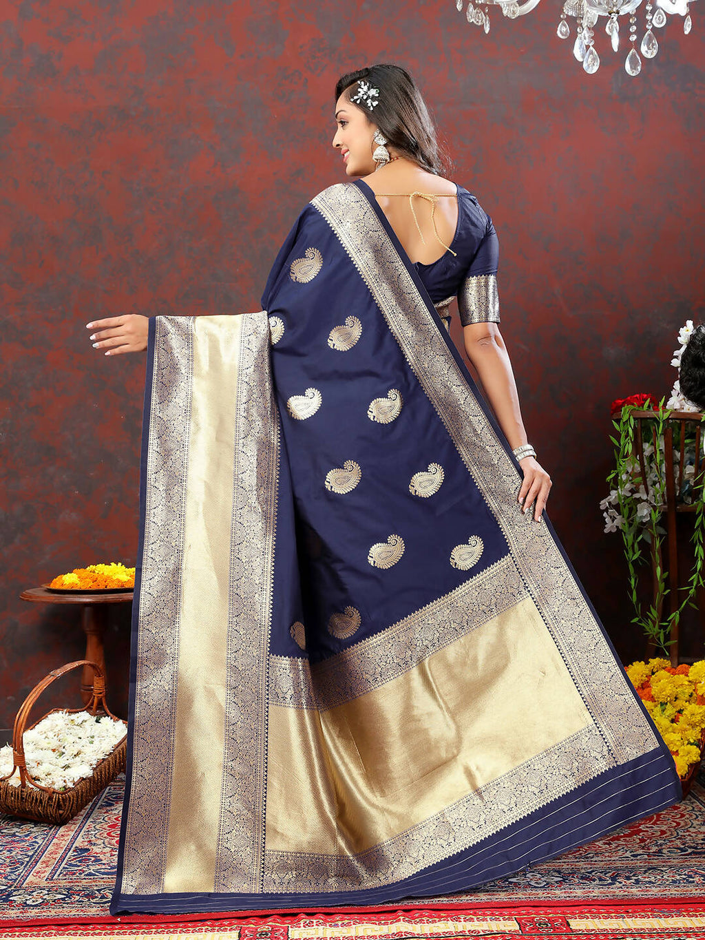 Lorenvalley Fashion Navyblue Soft Silk Woven Design Gold Zari Weaving Saree