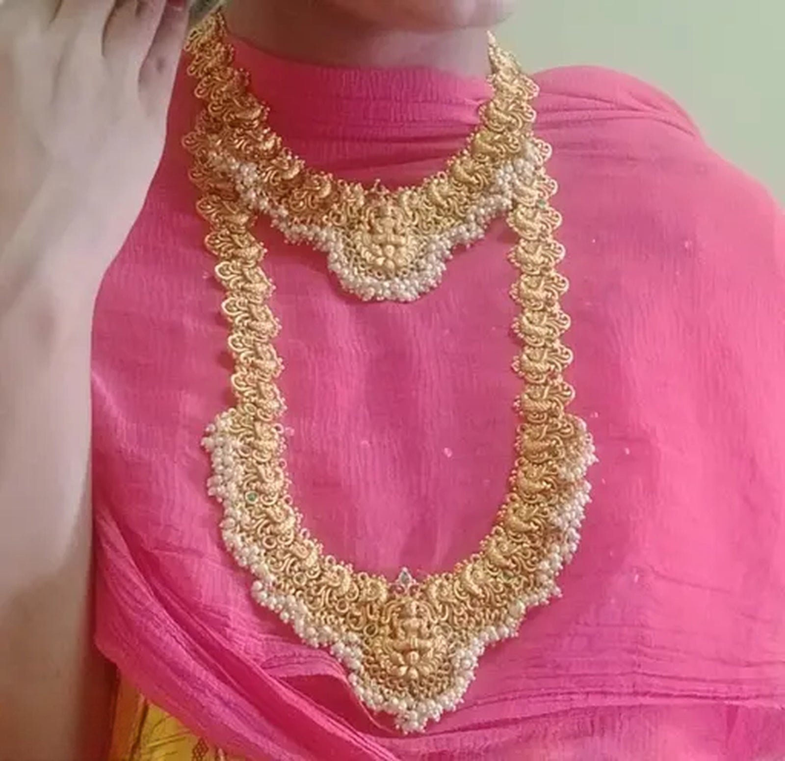 Jewel City Regal Lakshmi Temple Jewelry Set - Gold-Plated Necklace and Earrings with Pearl Clusters