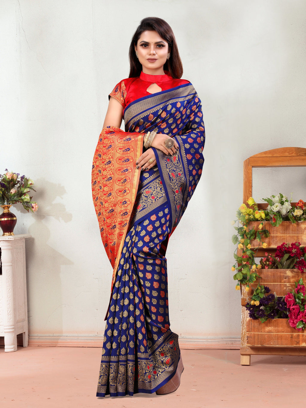 Vedant Vastram Litchi Silk Designer Banarasi Saree - Navy - Distacart
