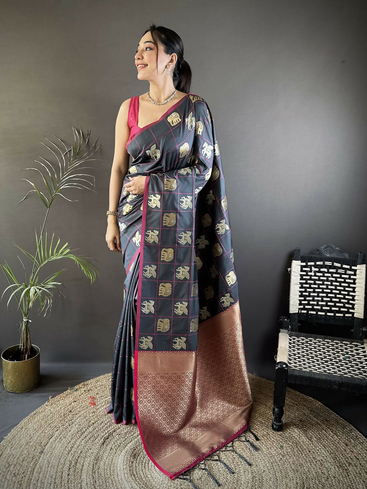 Joban Fashion Grey Elephant Motif Soft Silk Banarasi silk Saree - Distacart