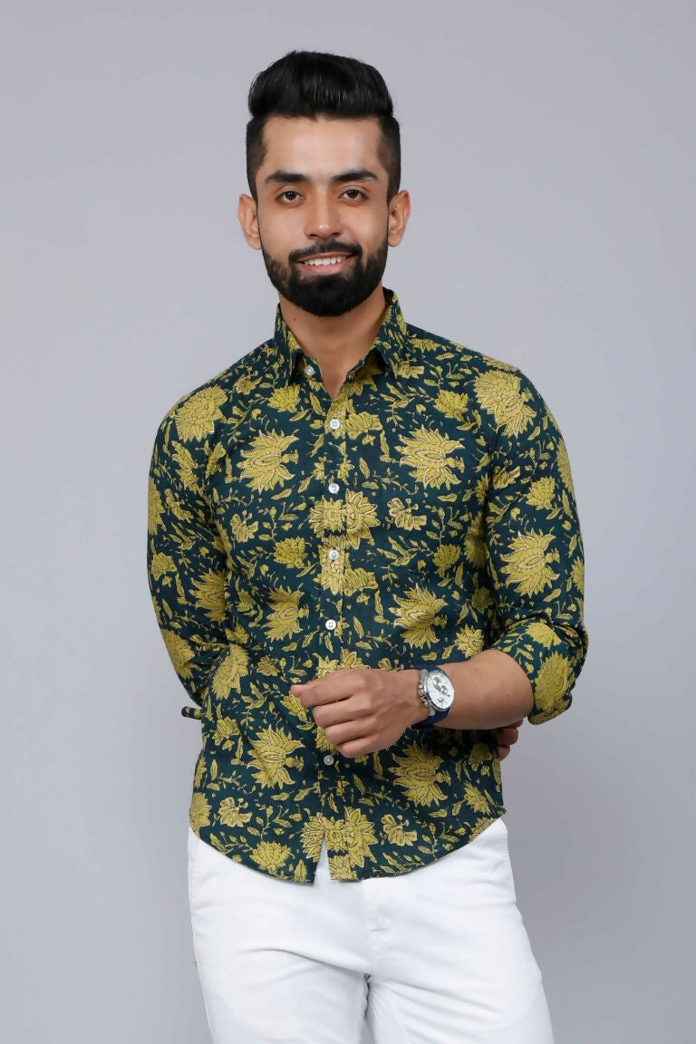Miravan Men's Cotton Printed Full Sleeve Slim Fit Spread Neck Green Shirt