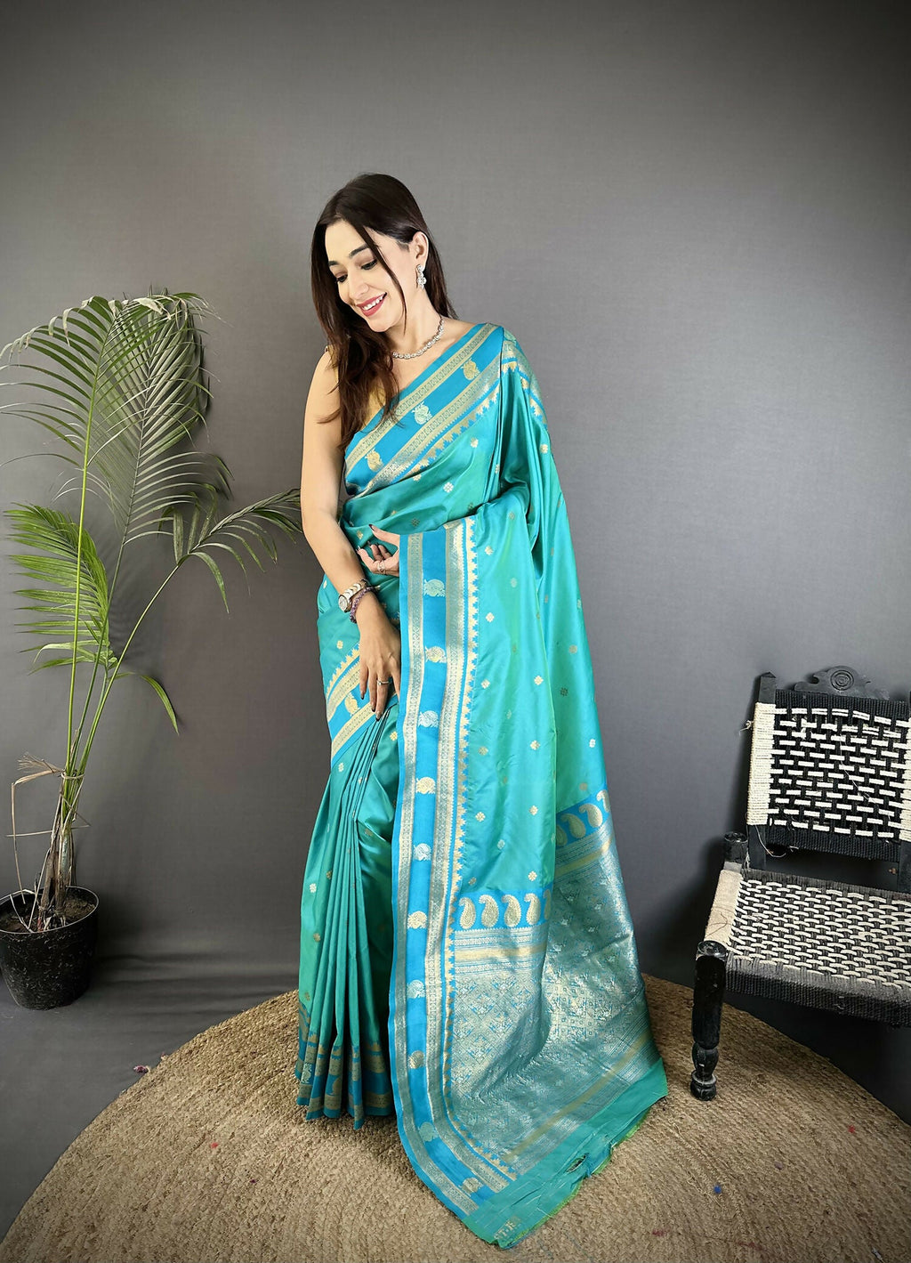 Joban Fashion Sea Green Banarasi Soft Silk Woven Saree - Distacart