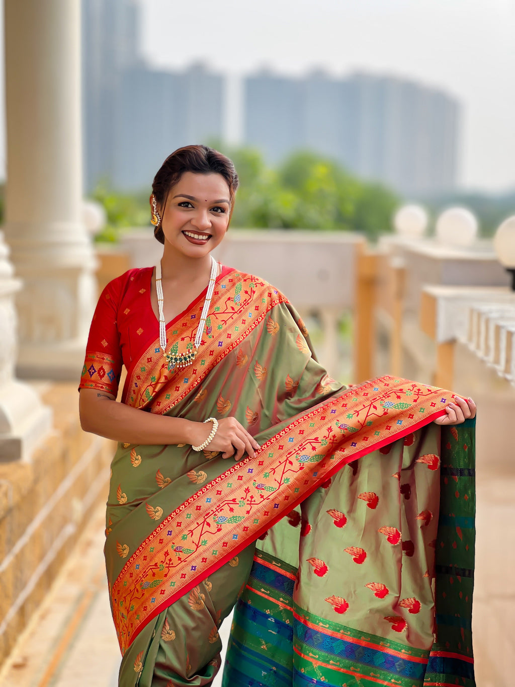 Vedant Vastram Soft Litchi Silk Paithani Jacquard Saree - Mahendi