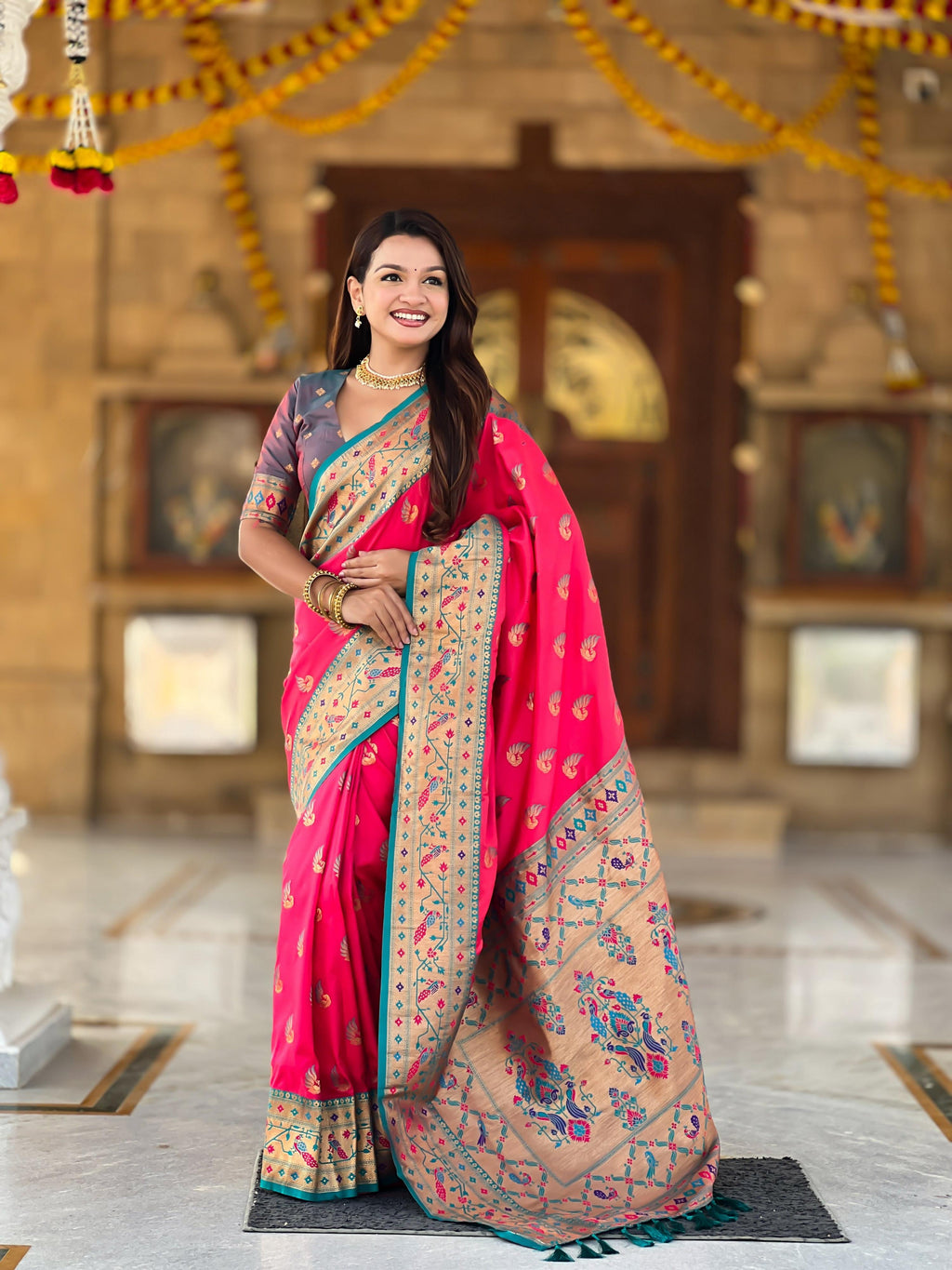 Vedant Vastram Soft Litchi Silk Paithani Jacquard Saree - Pink