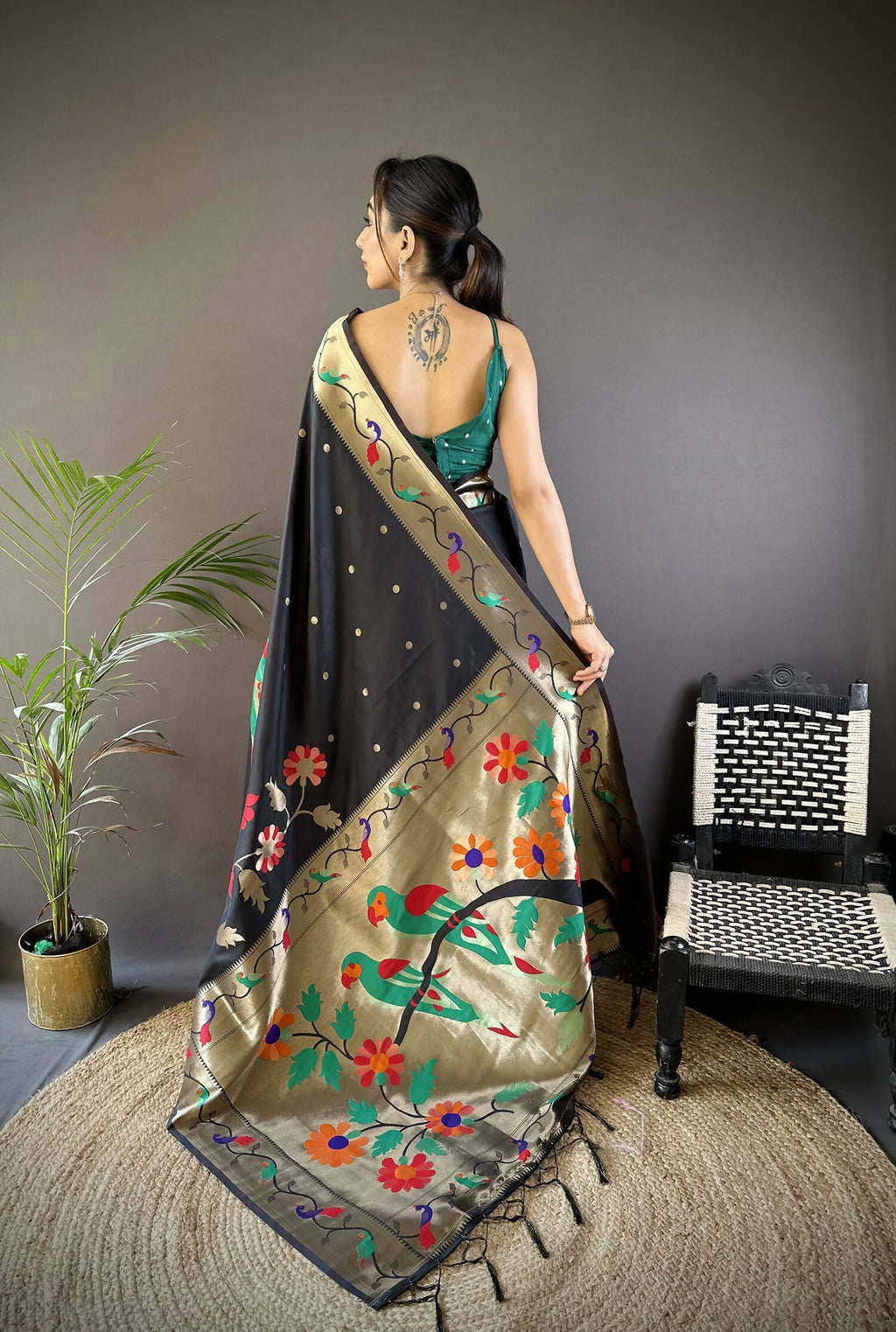 Joban Fashion Black Zari Woven Floral Motifs Soft Silk Paithani Silk Saree - Distacart