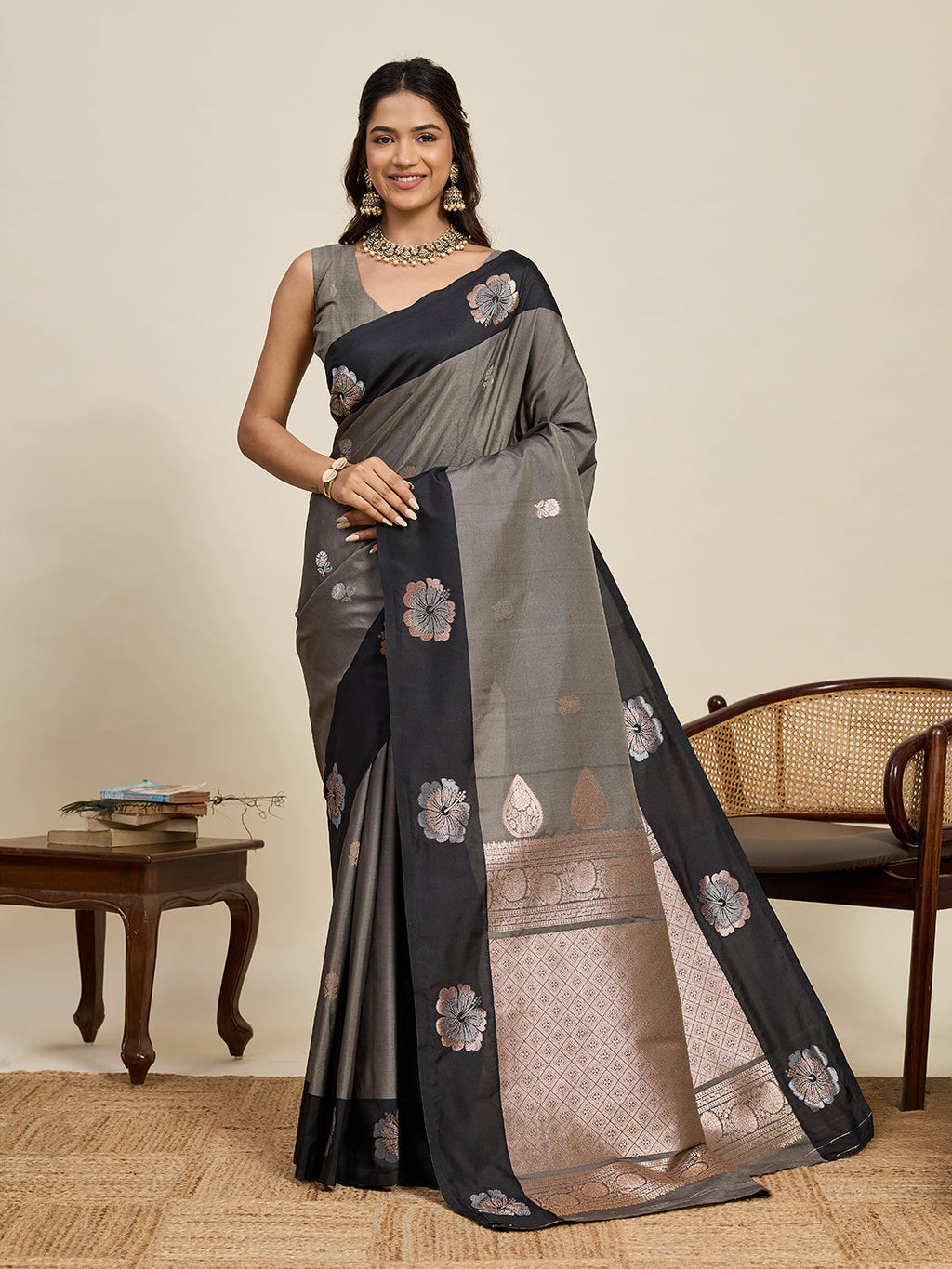 Vedant Vastram Soft Litchi Silk Banarasi Silk Jacquard Saree - Black