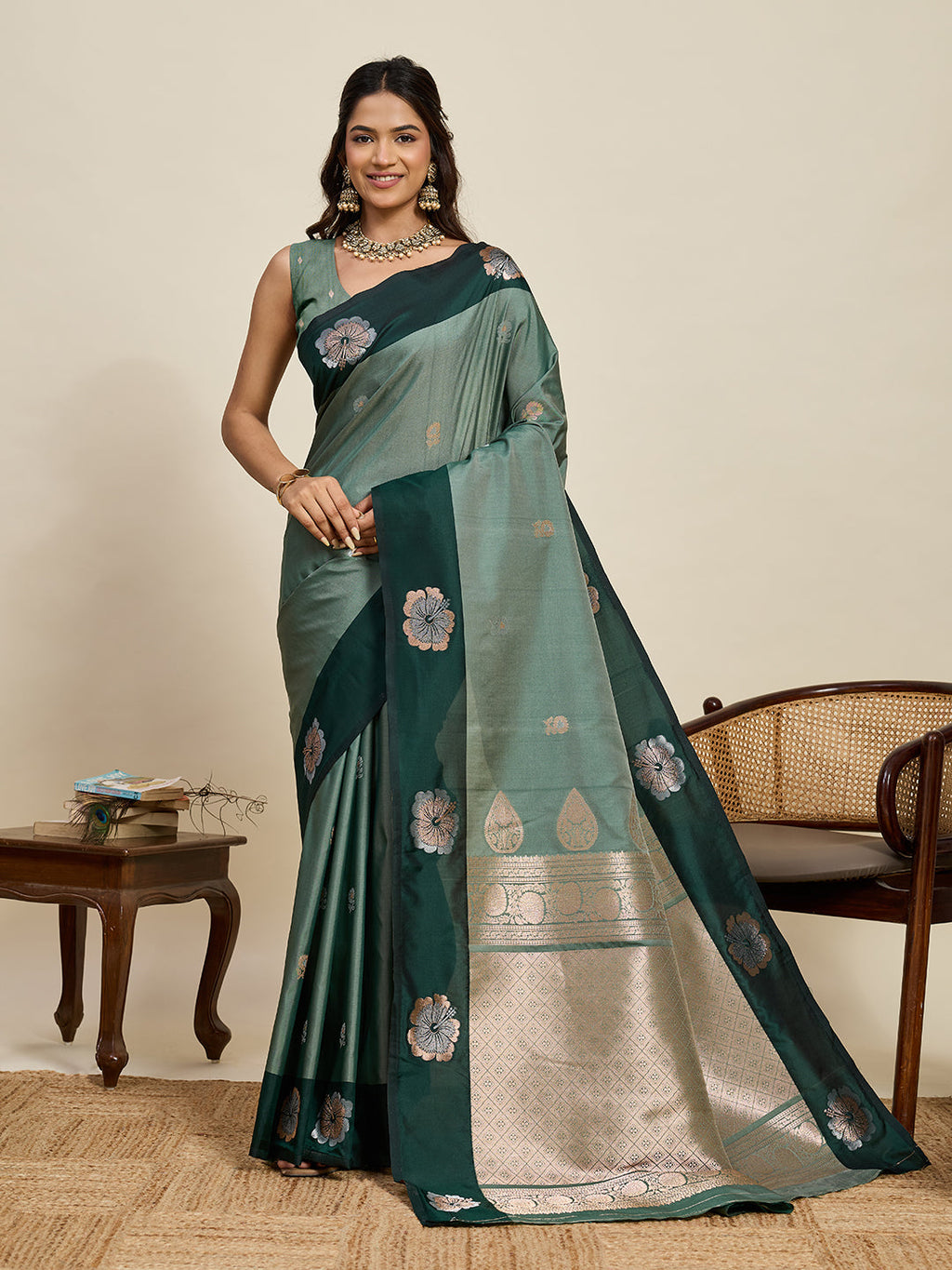 Vedant Vastram Soft Litchi Silk Banarasi Silk Jacquard Saree - Green