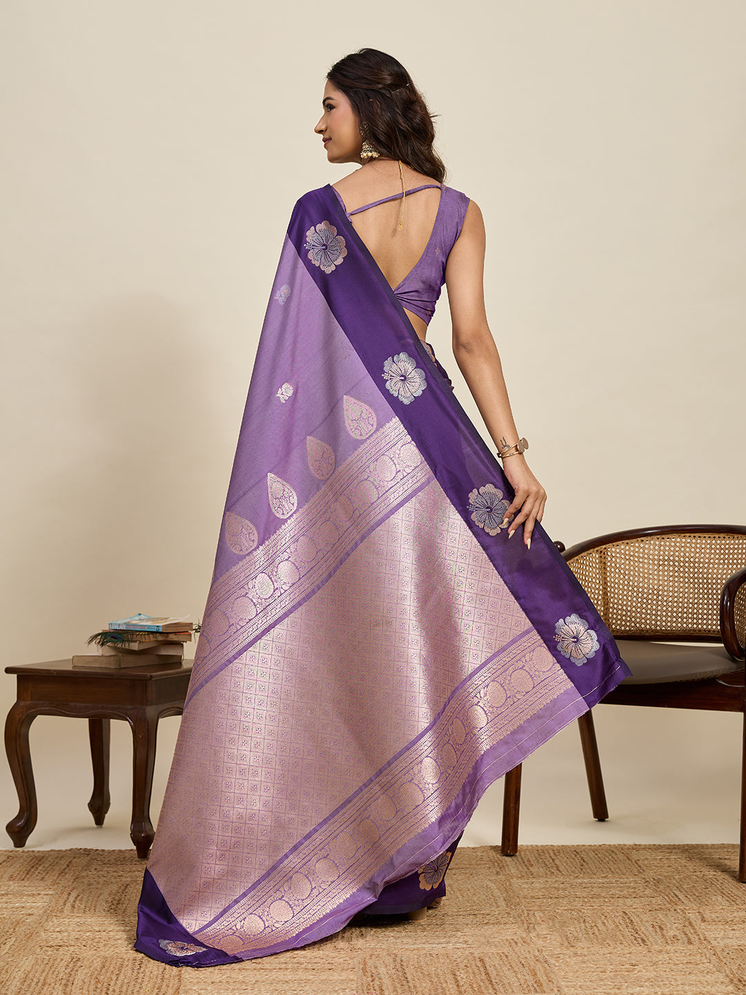 Vedant Vastram Soft Litchi Silk Banarasi Silk Jacquard Saree - Lavender