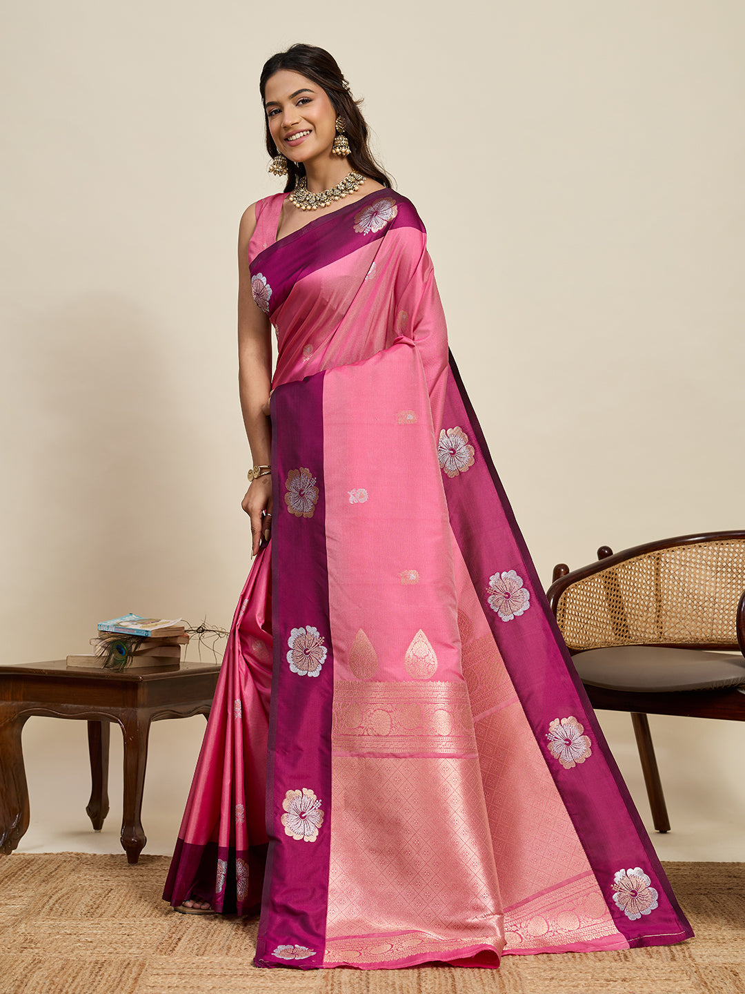 Vedant Vastram Soft Litchi Silk Banarasi Silk Jacquard Saree - Pink