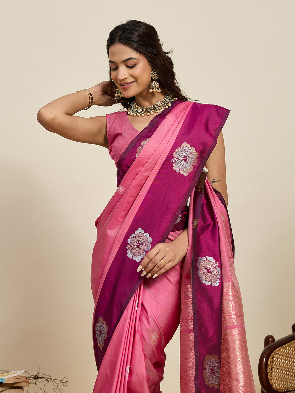 Vedant Vastram Soft Litchi Silk Banarasi Silk Jacquard Saree - Pink