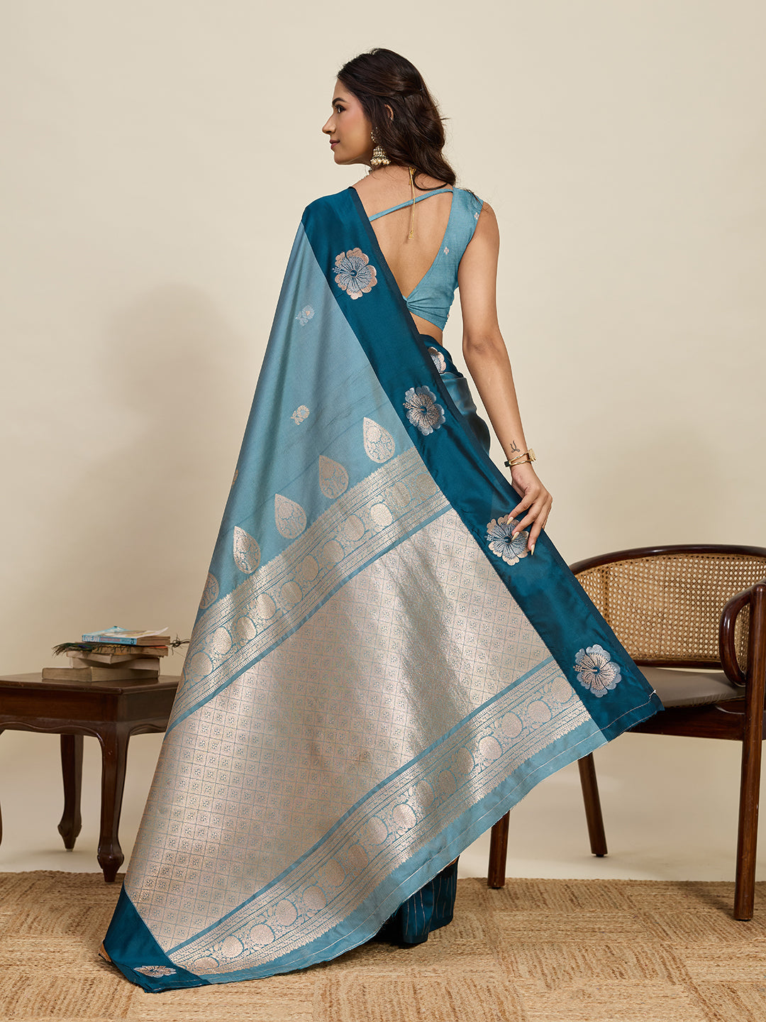 Vedant Vastram Soft Litchi Silk Banarasi Silk Jacquard Saree - Rama