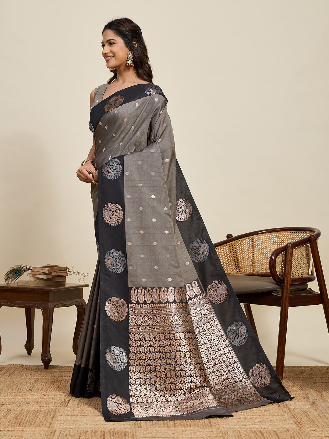 Vedant Vastram Soft Litchi Silk Banarasi Silk Jacquard Saree - Black