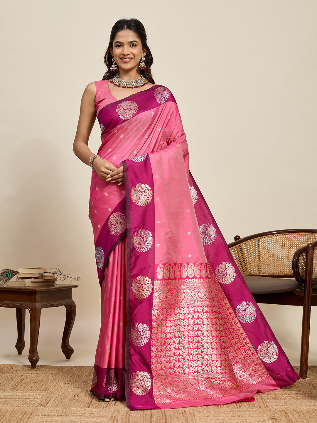 Vedant Vastram Soft Litchi Silk Banarasi Silk Jacquard Saree - Pink
