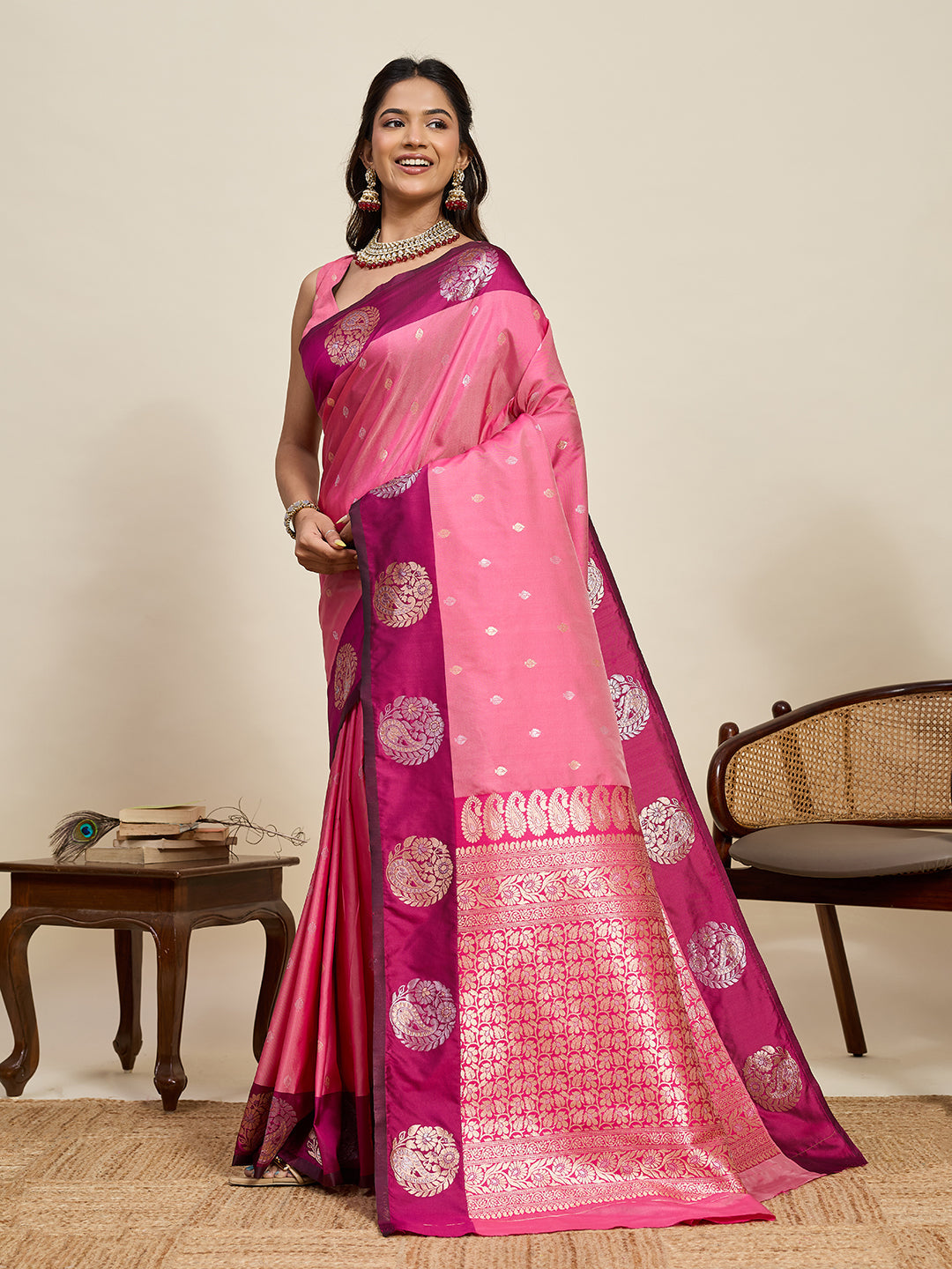 Vedant Vastram Soft Litchi Silk Banarasi Silk Jacquard Saree - Pink
