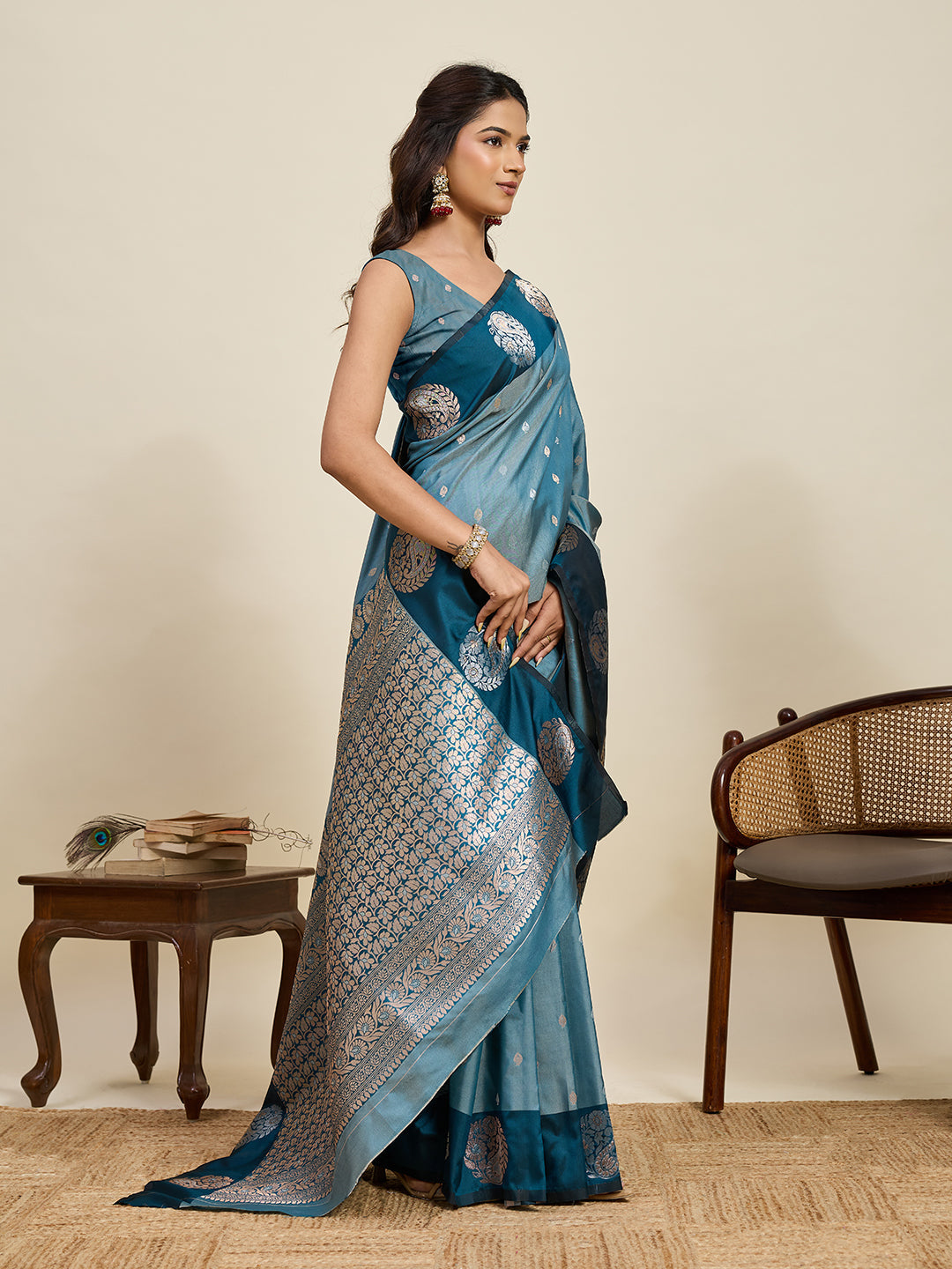 Vedant Vastram Soft Litchi Silk Banarasi Silk Jacquard Saree - Rama