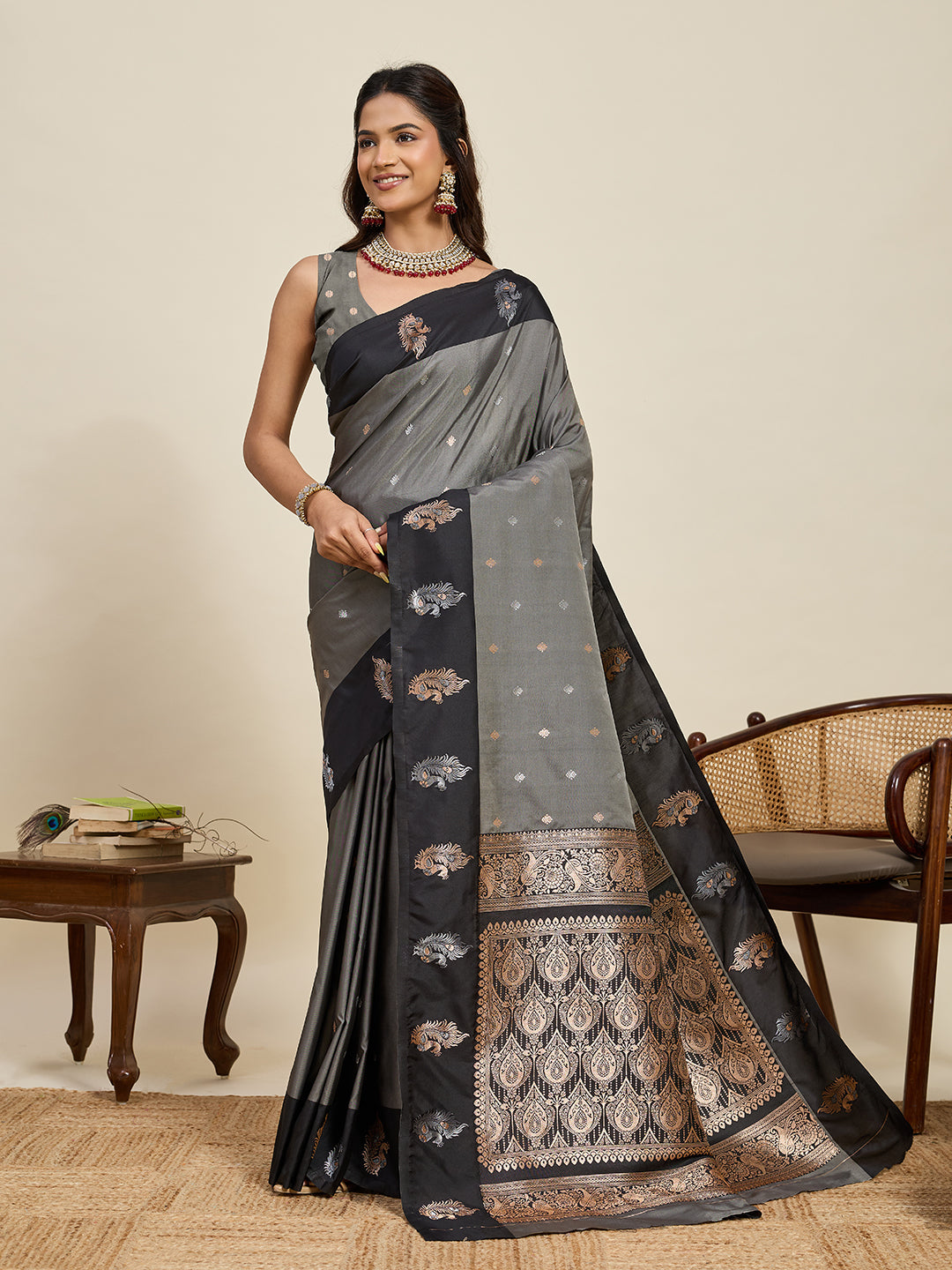 Vedant Vastram Soft Litchi Silk Banarasi Silk Jacquard Saree - Black