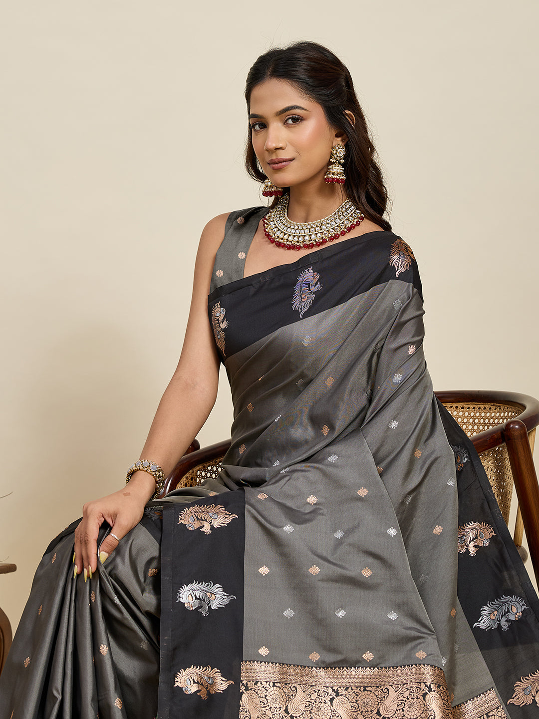 Vedant Vastram Soft Litchi Silk Banarasi Silk Jacquard Saree - Black