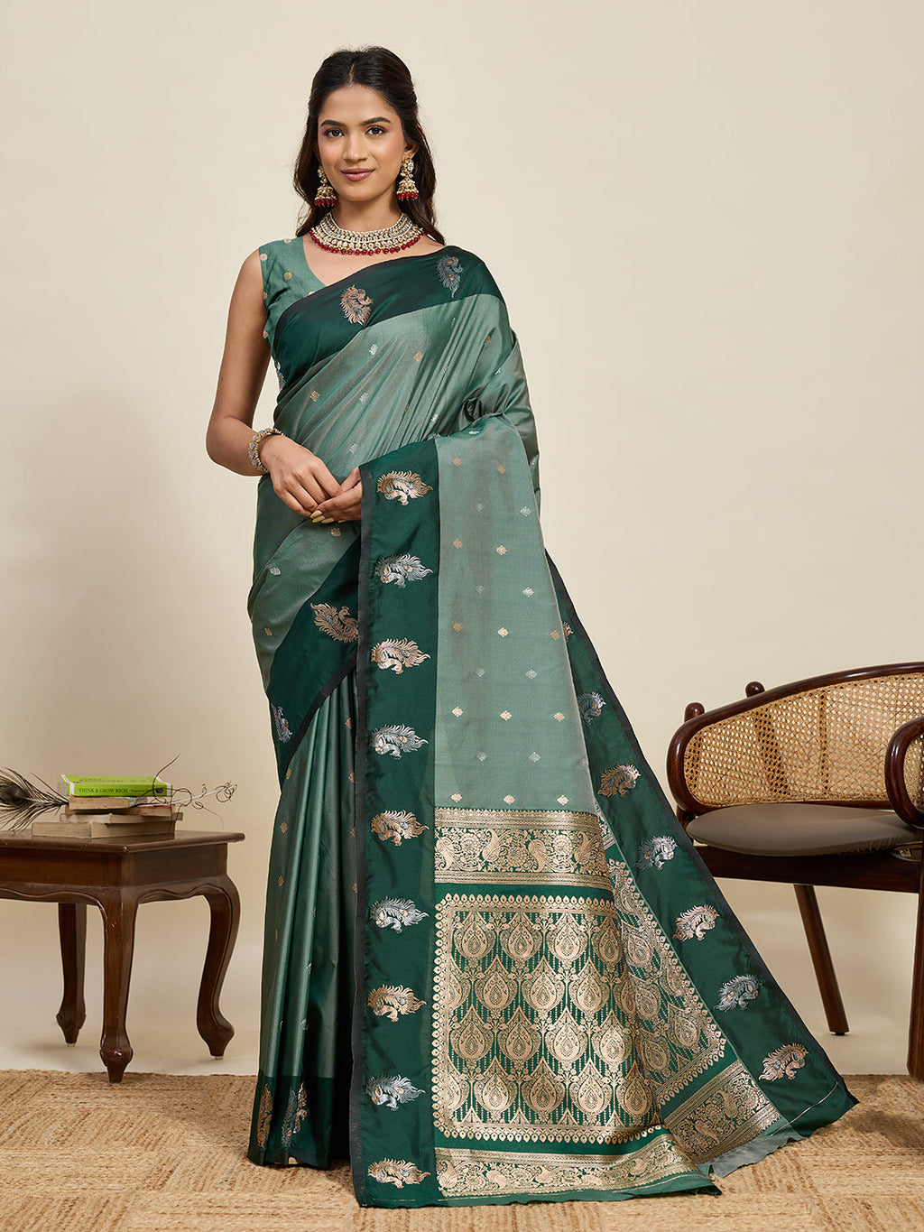Vedant Vastram Soft Litchi Silk Banarasi Silk Jacquard Saree - Green