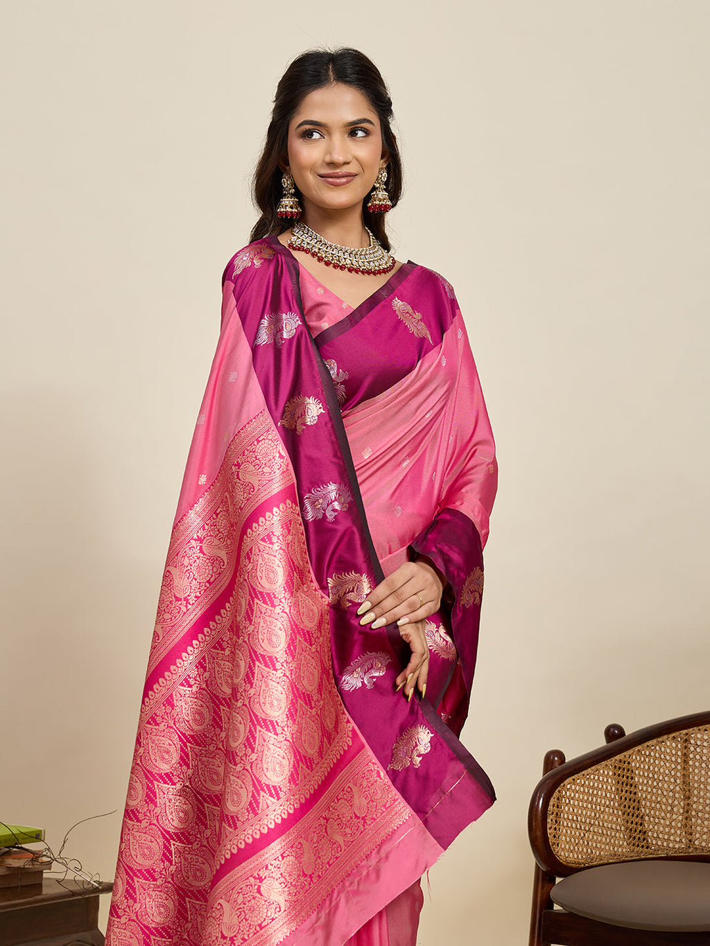 Vedant Vastram Soft Litchi Silk Banarasi Silk Jacquard Saree - Pink