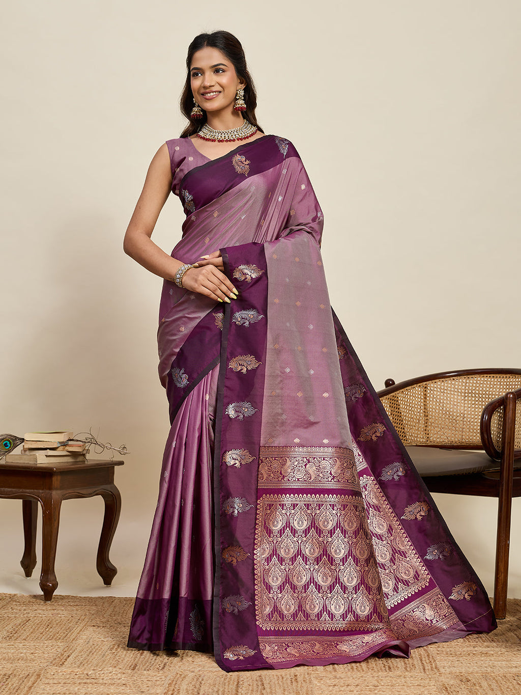 Vedant Vastram Soft Litchi Silk Banarasi Silk Jacquard Saree - Wine