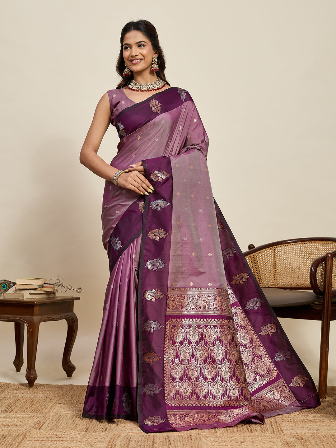 Vedant Vastram Soft Litchi Silk Banarasi Silk Jacquard Saree - Wine