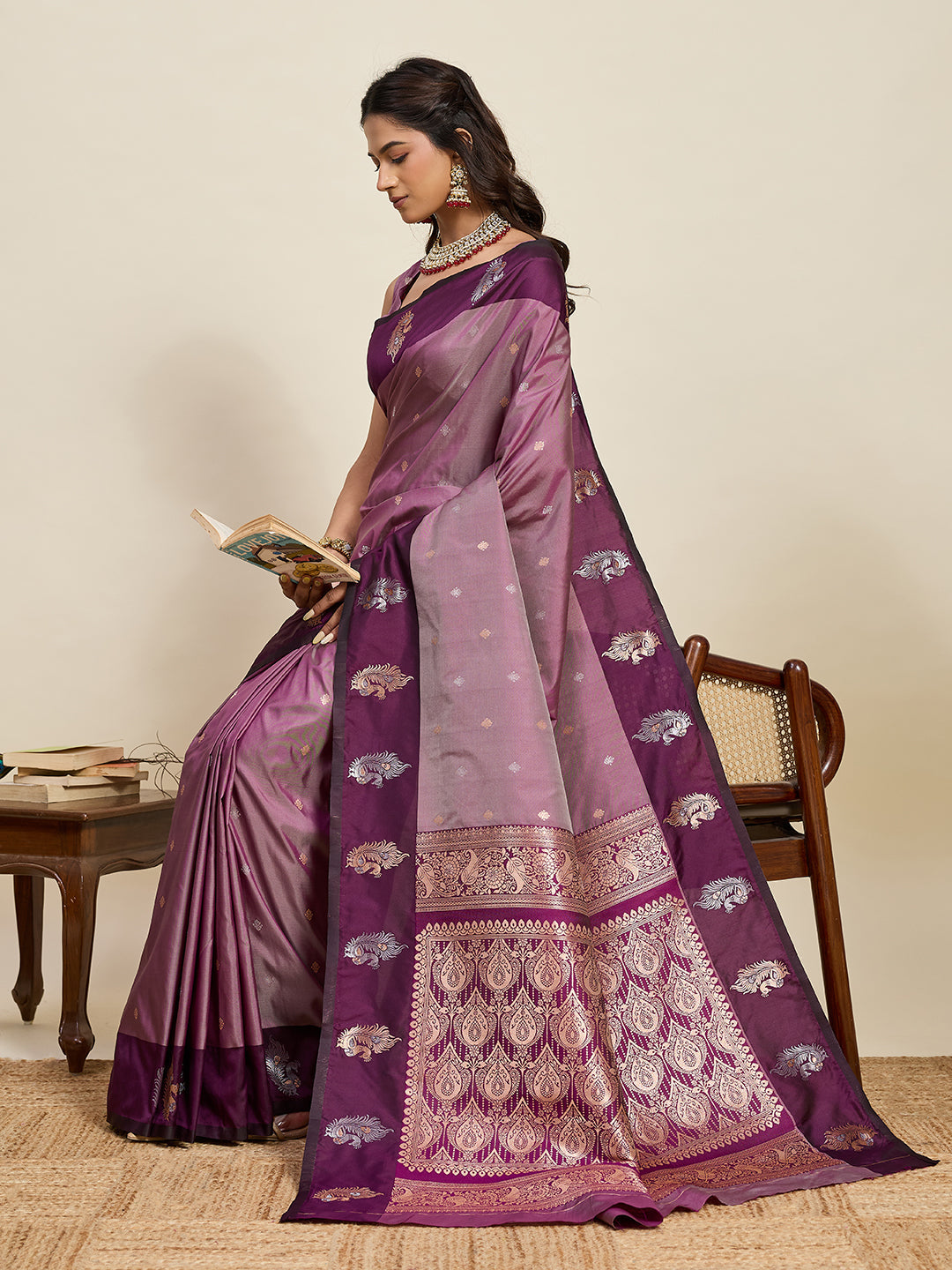 Vedant Vastram Soft Litchi Silk Banarasi Silk Jacquard Saree - Wine
