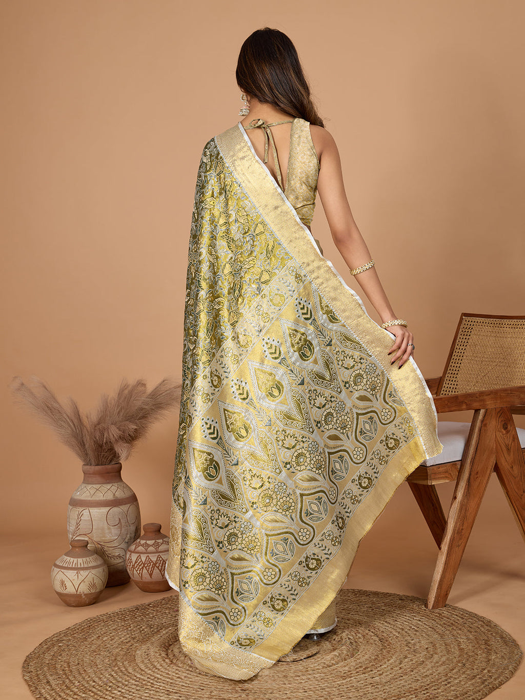 Vedant Vastram Soft Litchi Silk Kanjeevaram Silk Jacquard Saree - Green