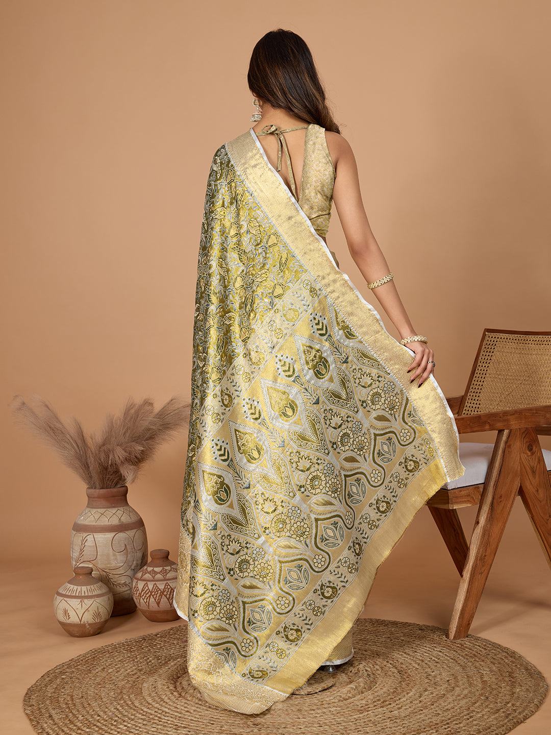 Vedant Vastram Soft Litchi Silk Kanjeevaram Silk Jacquard Saree - Green
