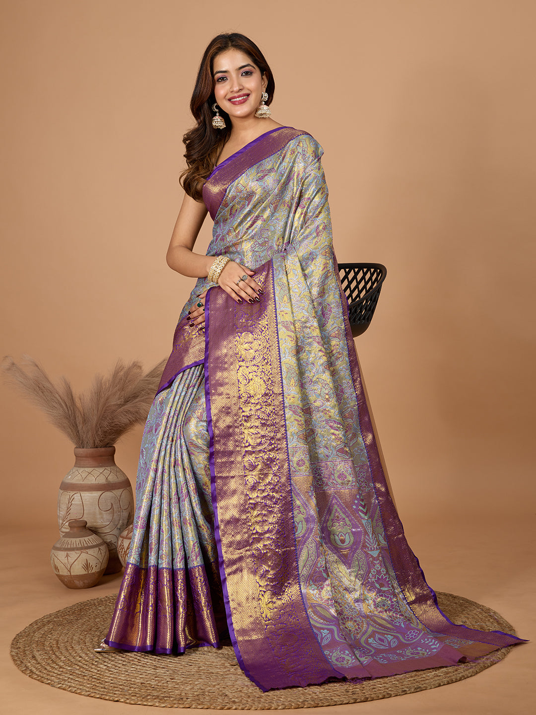 Vedant Vastram Soft Litchi Silk Kanjeevaram Silk Jacquard Saree - Lavender