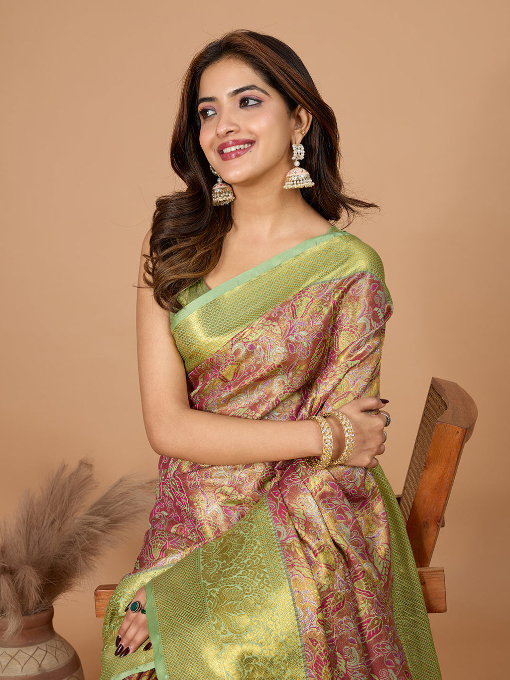 Vedant Vastram Soft Litchi Silk Kanjeevaram Silk Jacquard Saree - Magenta - Distacart