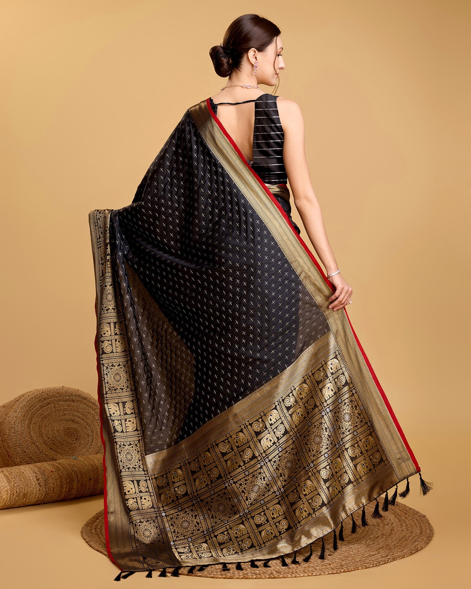 Vedant Vastram Soft Litchi Silk Banarasi Silk Saree - Black - Distacart